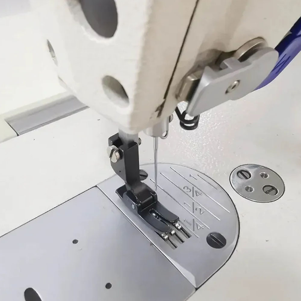 P351 Alle stalen naaivoet zwar - Sewing Tt recensie en prijs